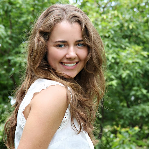 Megan Wagner Photo 29