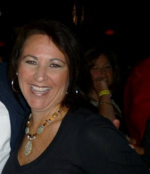Annette Robinson Photo 23