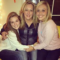 Lisa Moody Photo 36