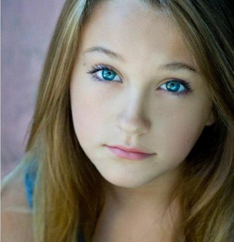 Kelly Crook Photo 27