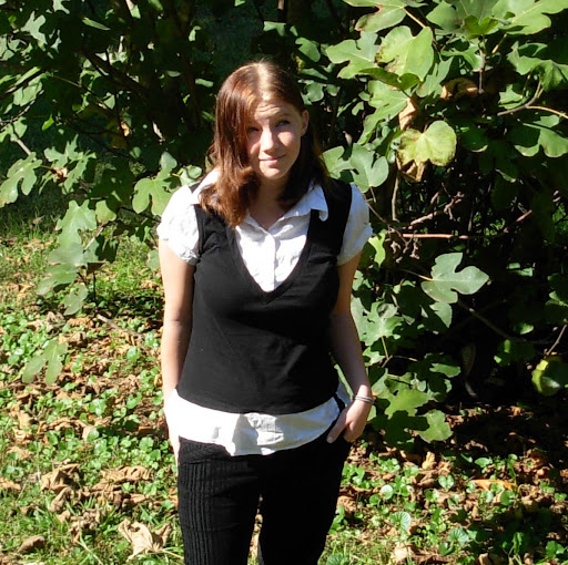Julie Clark Photo 13