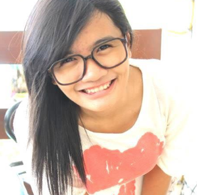 Anna Velasco Photo 20