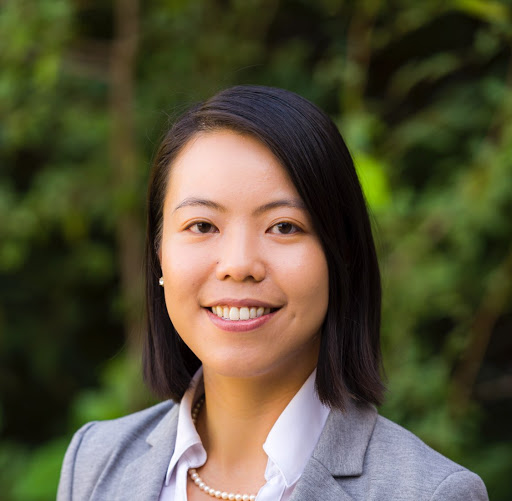 Jennifer Lui Photo 36