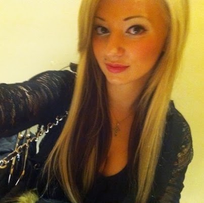 Angela Hartz Photo 6