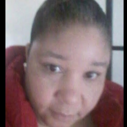 Stephanie Walker Photo 44
