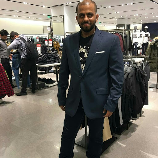 Robin Rocky Photo 15