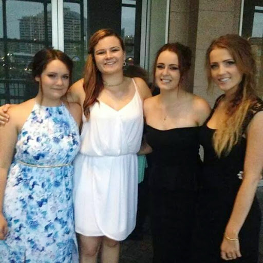 Courtney Barker Photo 12