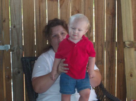 Sarah Arnold Photo 30