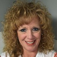 Kim Brewer Photo 27