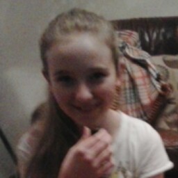 Ellen Gregory Photo 37