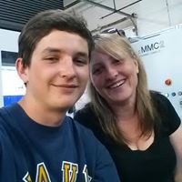 Darlene Guthrie Photo 14