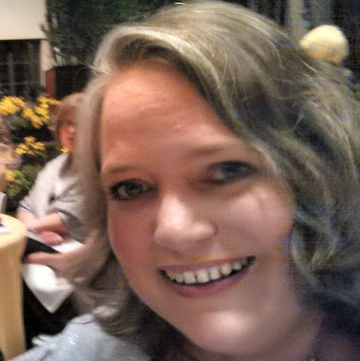 Joy Simpson Photo 34