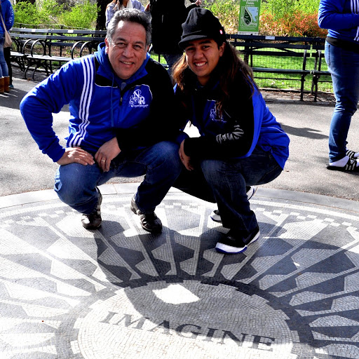 Victor Reveles Photo 23