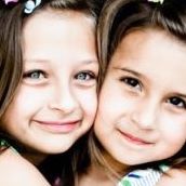 Jennifer Hollingshead Photo 24