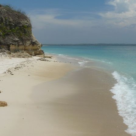 Christine Salas Photo 12