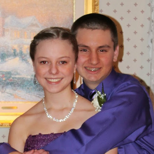 Alison Bennett Photo 41