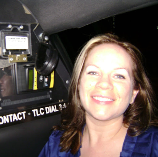 Julia Schultz Photo 19