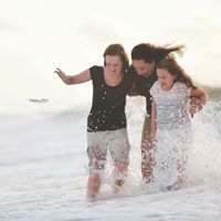 Amy Whitten Photo 12
