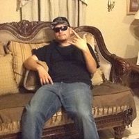 Adrian Flores Photo 7