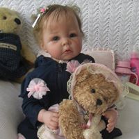 Julie Callaghan Photo 16