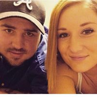 Lindsey Lowe Photo 19