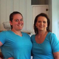 Kimberly Clevenger Photo 24