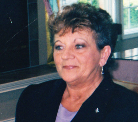 Barbara Moore Photo 20