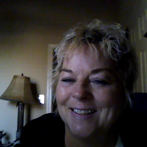 Ellen Russell Photo 46