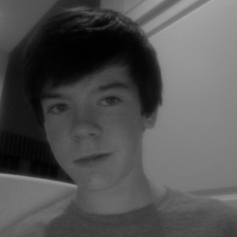 Kyle Murdock Photo 13