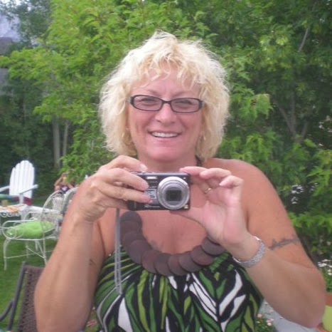Debra Quinn Photo 29