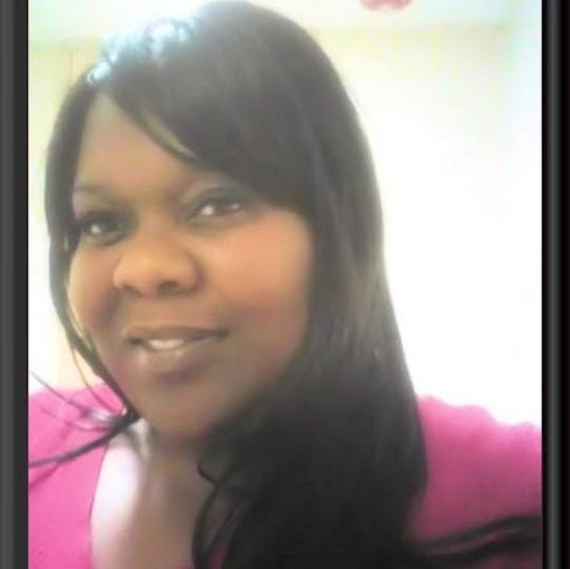 Lisa Thomas Photo 14