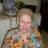 Geraldine Taylor Photo 18