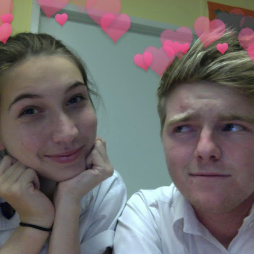 Hannah Howe Photo 10