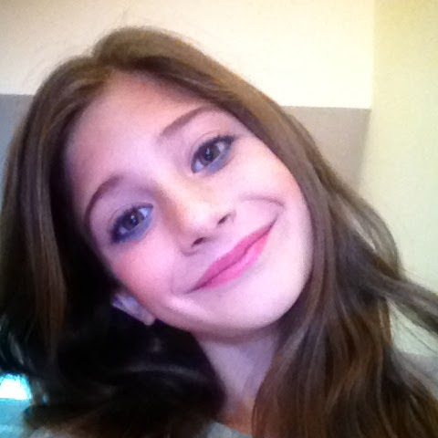 Kirsten Lynch Photo 12