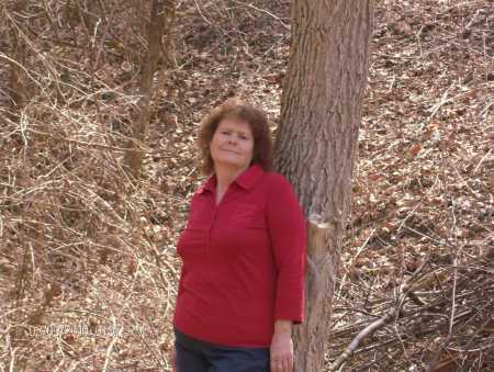 Linda Maynard Photo 36