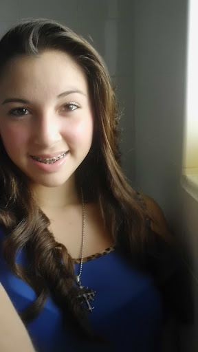 Jeanette Fernandez Photo 22