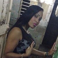 Erika Velez Photo 11