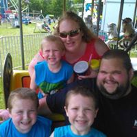 Robyn Manoogian Photo 1