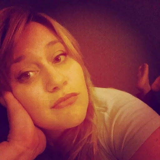 Victoria Lee Photo 14