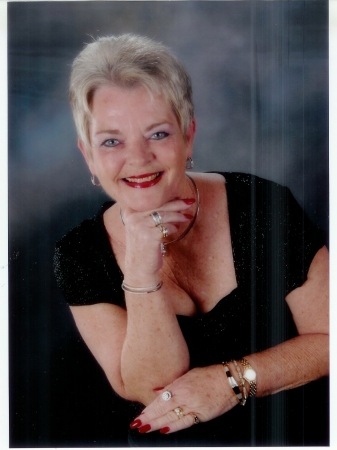 Susan Roberts Photo 46