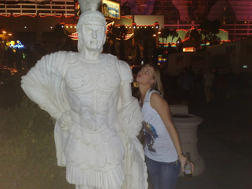 Sara Ingram Photo 19