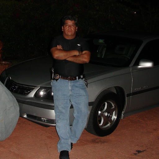 Tony Estrada Photo 18