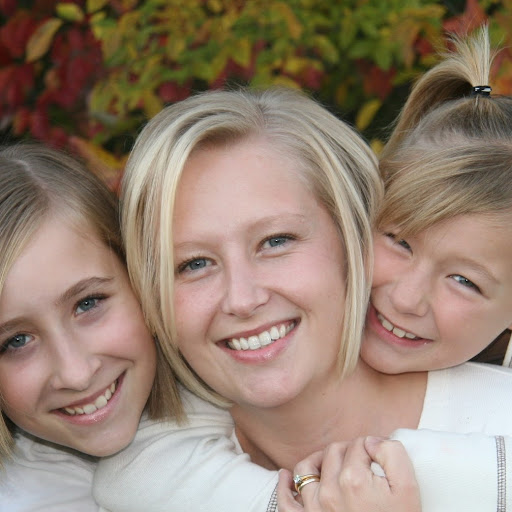 Esther Harris Photo 31