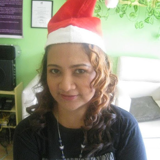 Caroline So Photo 6
