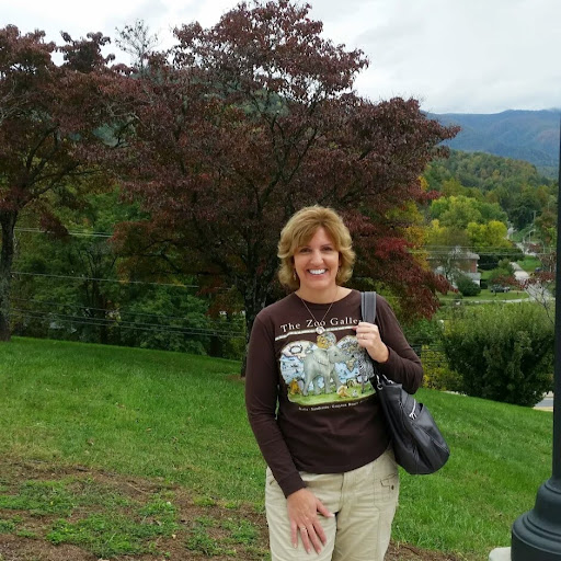 Jackie Young Photo 15