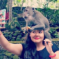 Christina Hull Photo 37