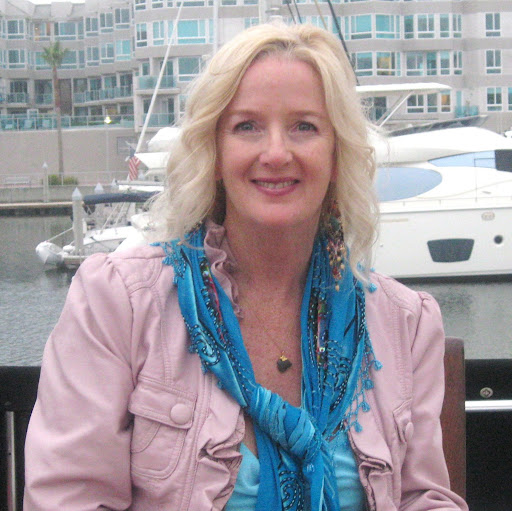 Elizabeth England Photo 16