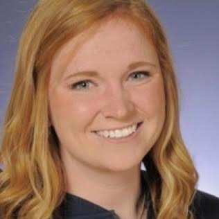 Emily Martin Photo 37