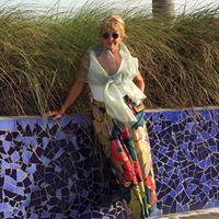 Debra Yates Photo 17