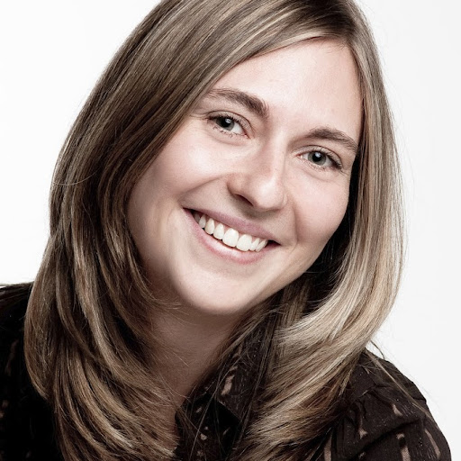 Julia Ritter Photo 17